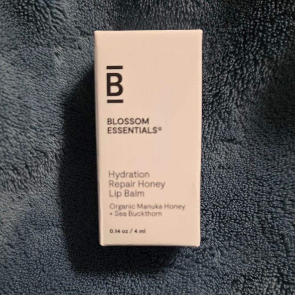 Blossom Essentials Hydration Repair Honey Lip Balm - 4 ml